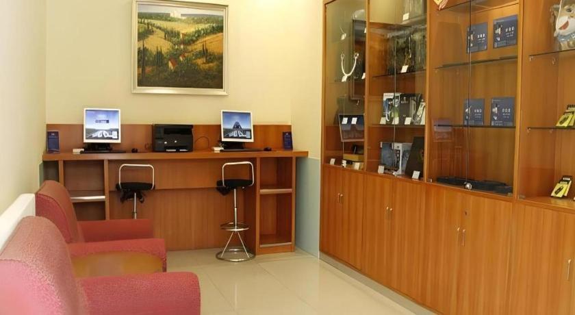 Hanting Hotel Beijing Wangfujing Exterior photo